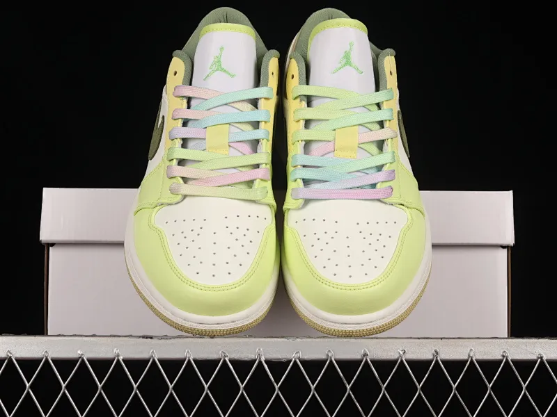 All categories Air Jordan Jordan series basketball shoes Air Jordan 1 Low Air Jordan 1 Low AJ1 Joe 1 fresh white and green cultural low-top basketball shoes FD9906-131